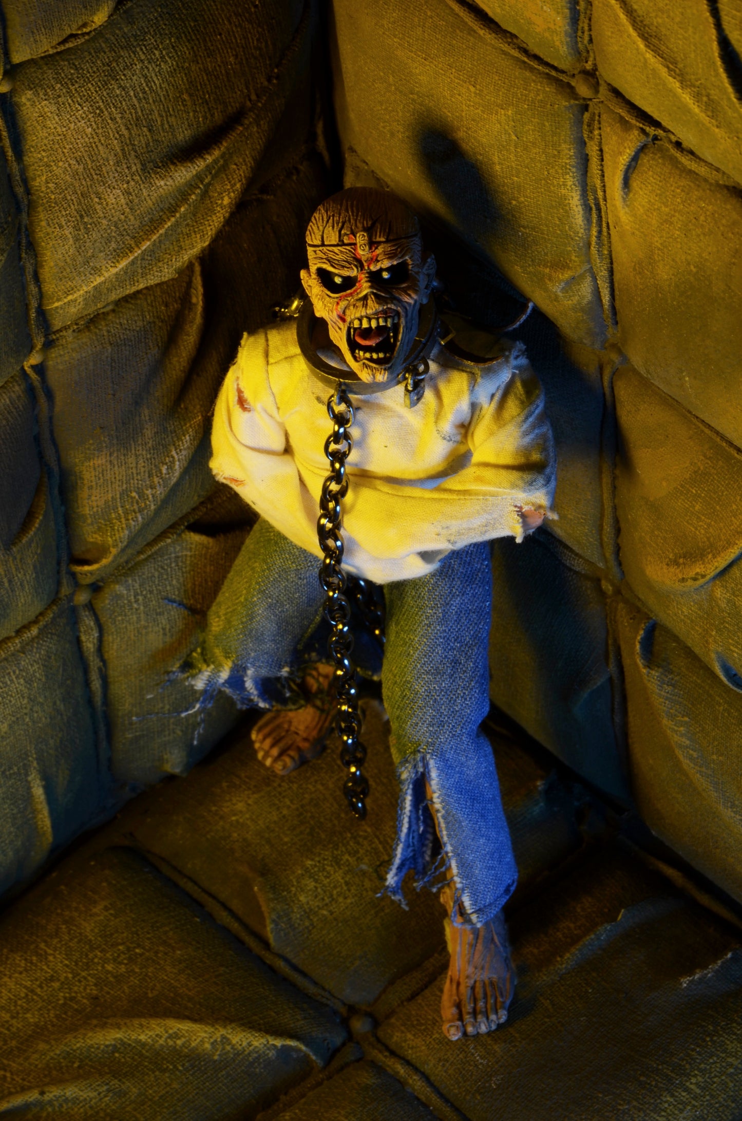 IRON MAIDEN EDDIE ‚PIECE OF MIND‚ 8 INCH CLOTHED ACTION FIGURE