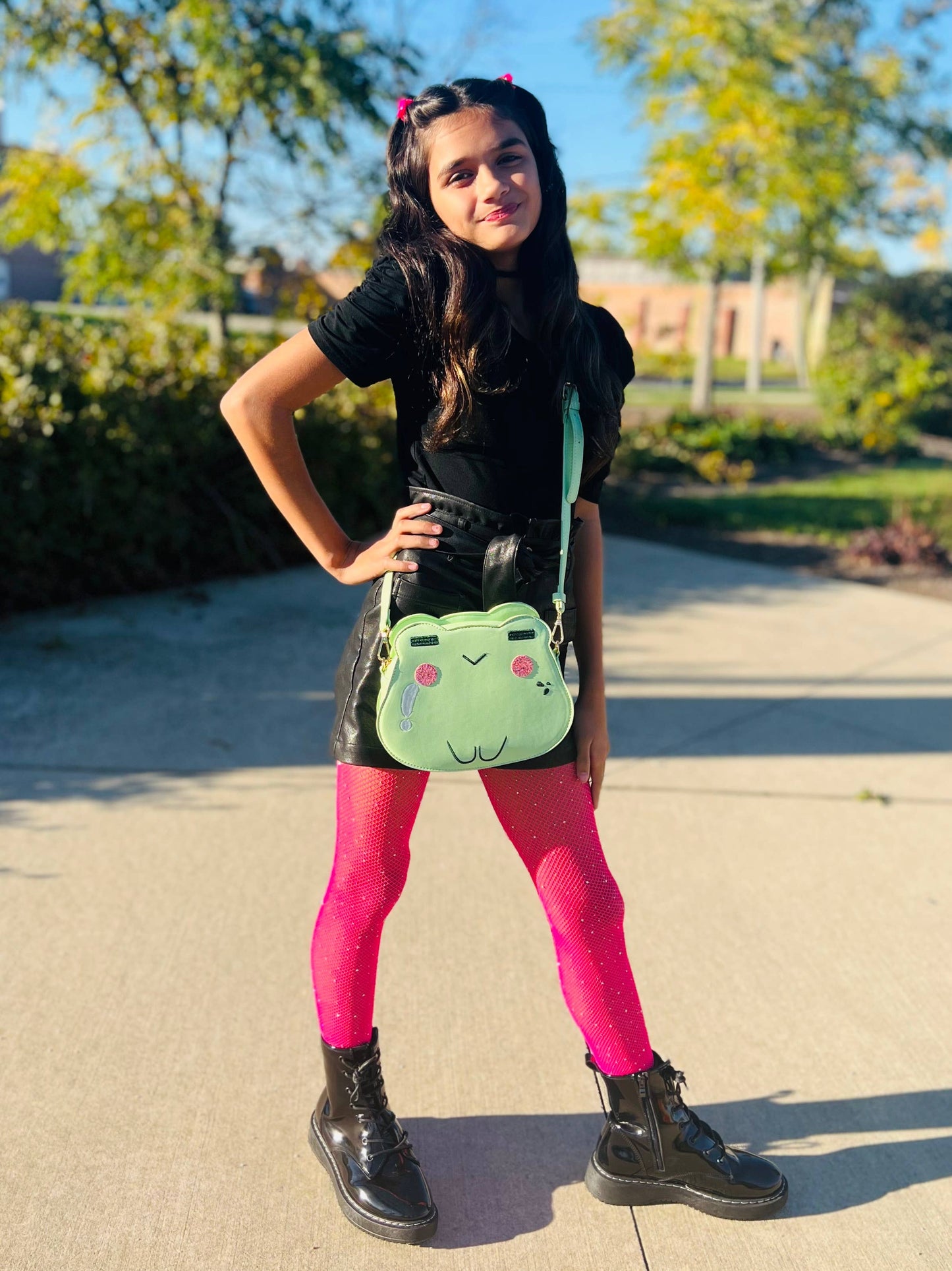 Handsome Frog Handbag