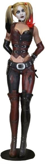 HARLEY QUINN LIFE-SIZE FOAM REPLICA BATMAN ARKHAM CITY