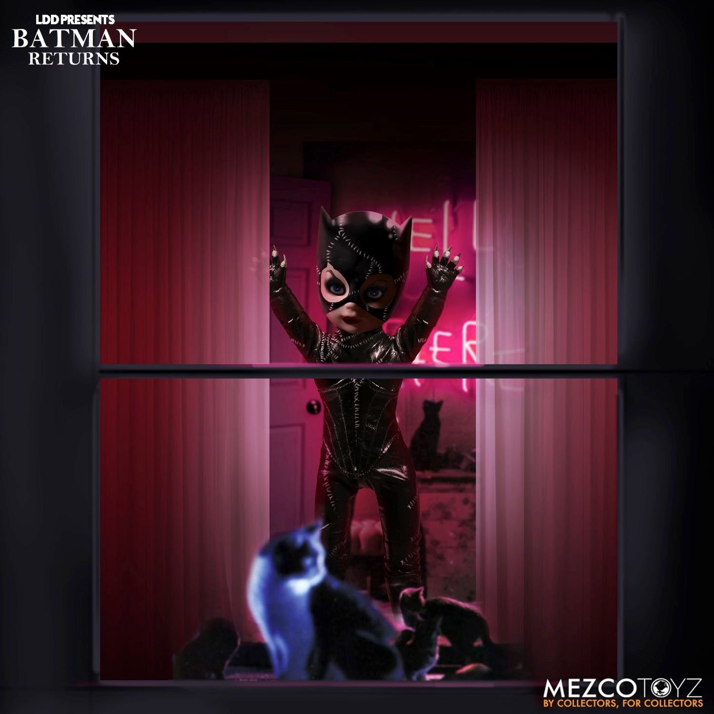 LIVING DEAD DOLLS PRESENTS DC UNIVERSE CATWOMAN (BATMAN) LDD