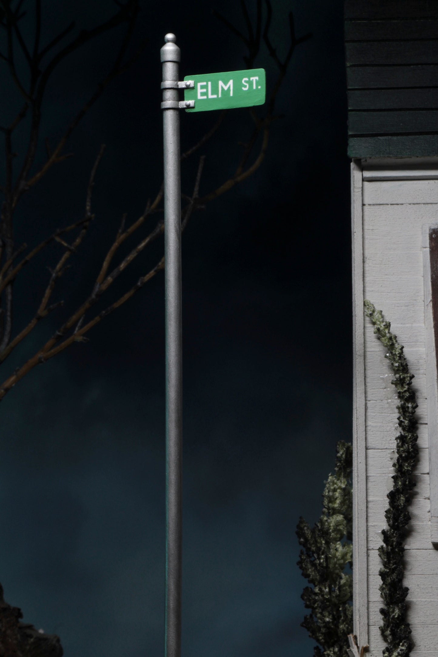 NIGHTMARE ON ELM STREET DELUXE ACCESSORY SET 7 INCH SCALE DIORAMA - FREDDY KRUEGER