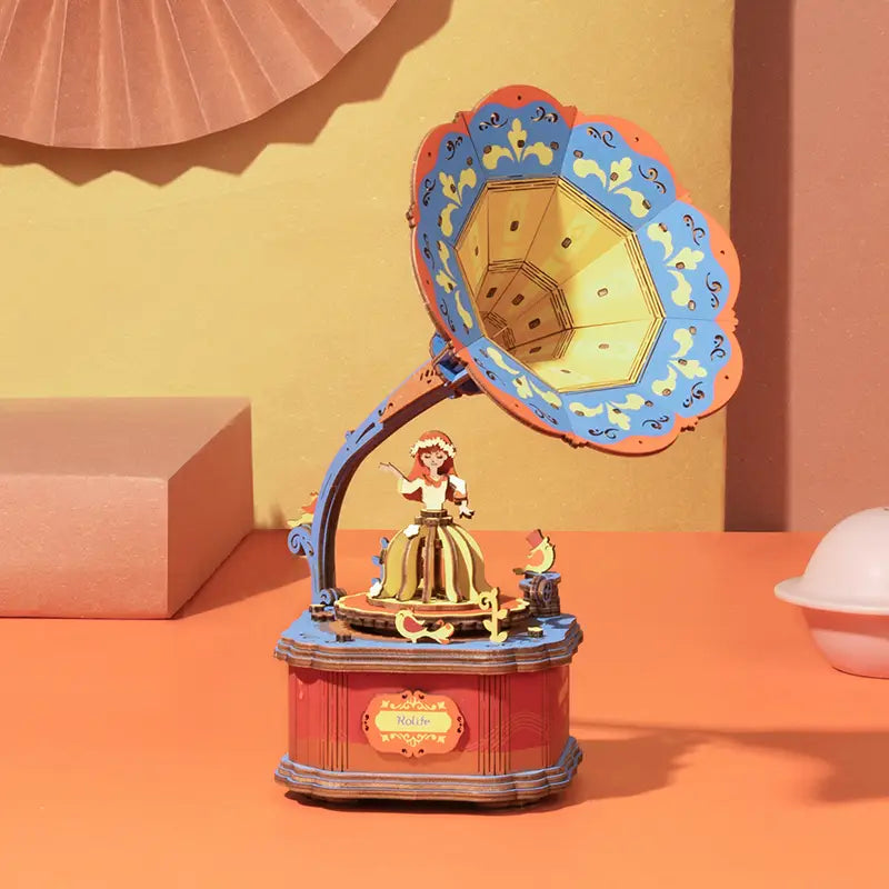 DIY 3D Wooden Puzzle Music Box: Vintage Gramophone