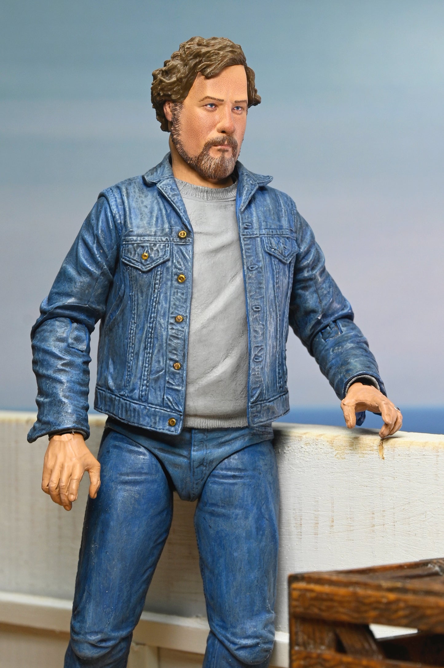 JAWS MATT HOOPER (AMITY ARRIVAL) ULTIMATE 7 INCH SCALE ACTION FIGURE 50TH ANNIVERSARY
