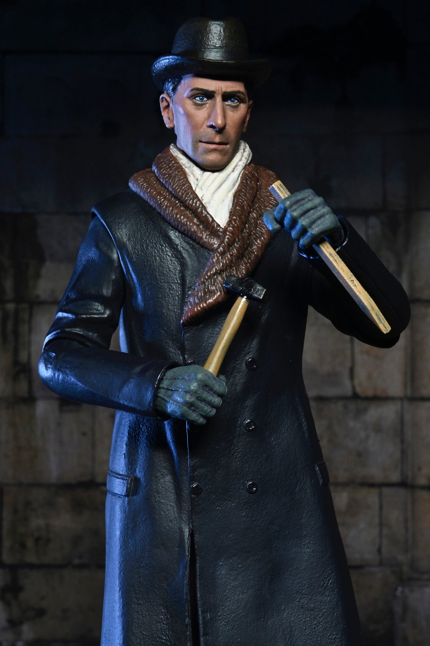 HAMMER HORROR - HORROR OF DRACULA (1958) VAN HELSING ULTIMATE 7 INCH SCALE ACTION FIGURE