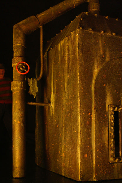 NIGHTMARE ON ELM STREET FREDDY'S FURNACE 7 INCH SCALE DIORAMA - FREDDY KRUEGER