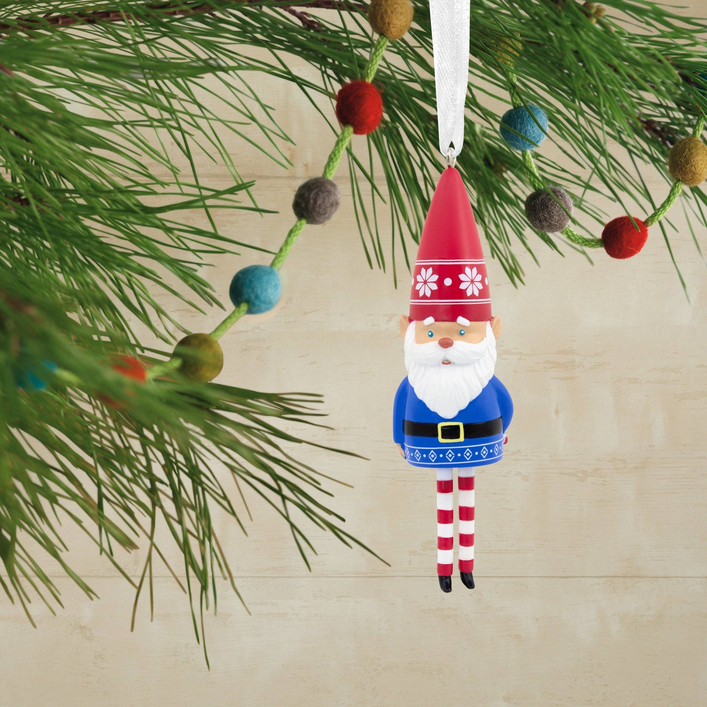 Collectable Christmas Gnome With Dangly Legs Ornament