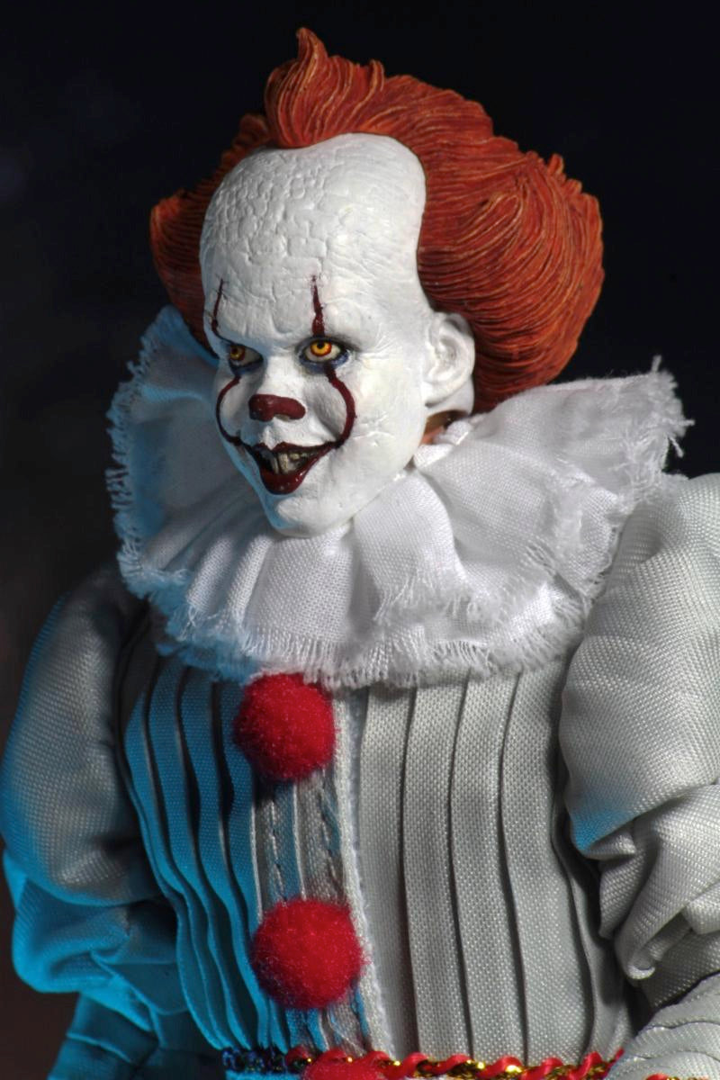 IT 2017 PENNYWISE 8 INCH CLOTHED FIGURE