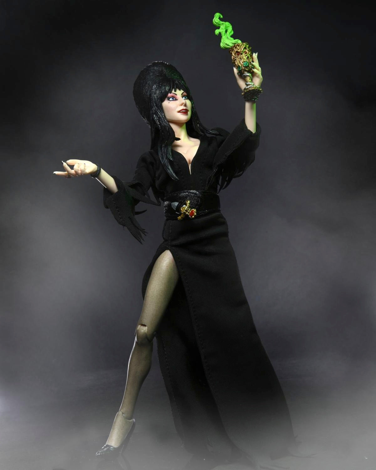 ELVIRA MISTRESS OF THE DARK 8 INCH CLOTHED ACTION FIGURE