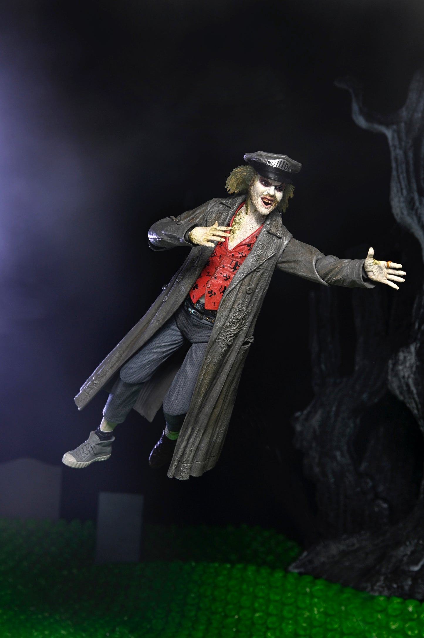 BEETLEJUICE (1988) TOUR GUIDE "THE BIO-EXORCIST" BEETLEJUICE ULTIMATE 7 INCH SCALE ACTION FIGURE