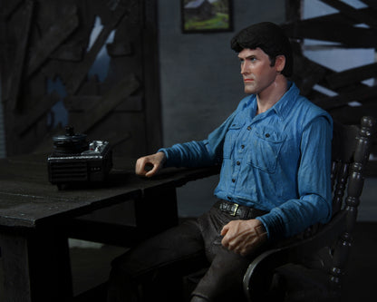 EVIL DEAD 40TH ANNIVERSARY ASH ULTIMATE 7 INCH SCALE ACTION FIGURE