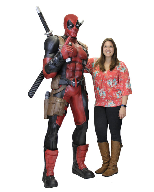 DEADPOOL MARVEL CLASSICS LIFE-SIZE FOAM PROP REPLICA