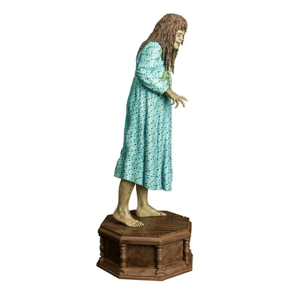 EXORCIST REGAN 12 INCH RESIN STATUE