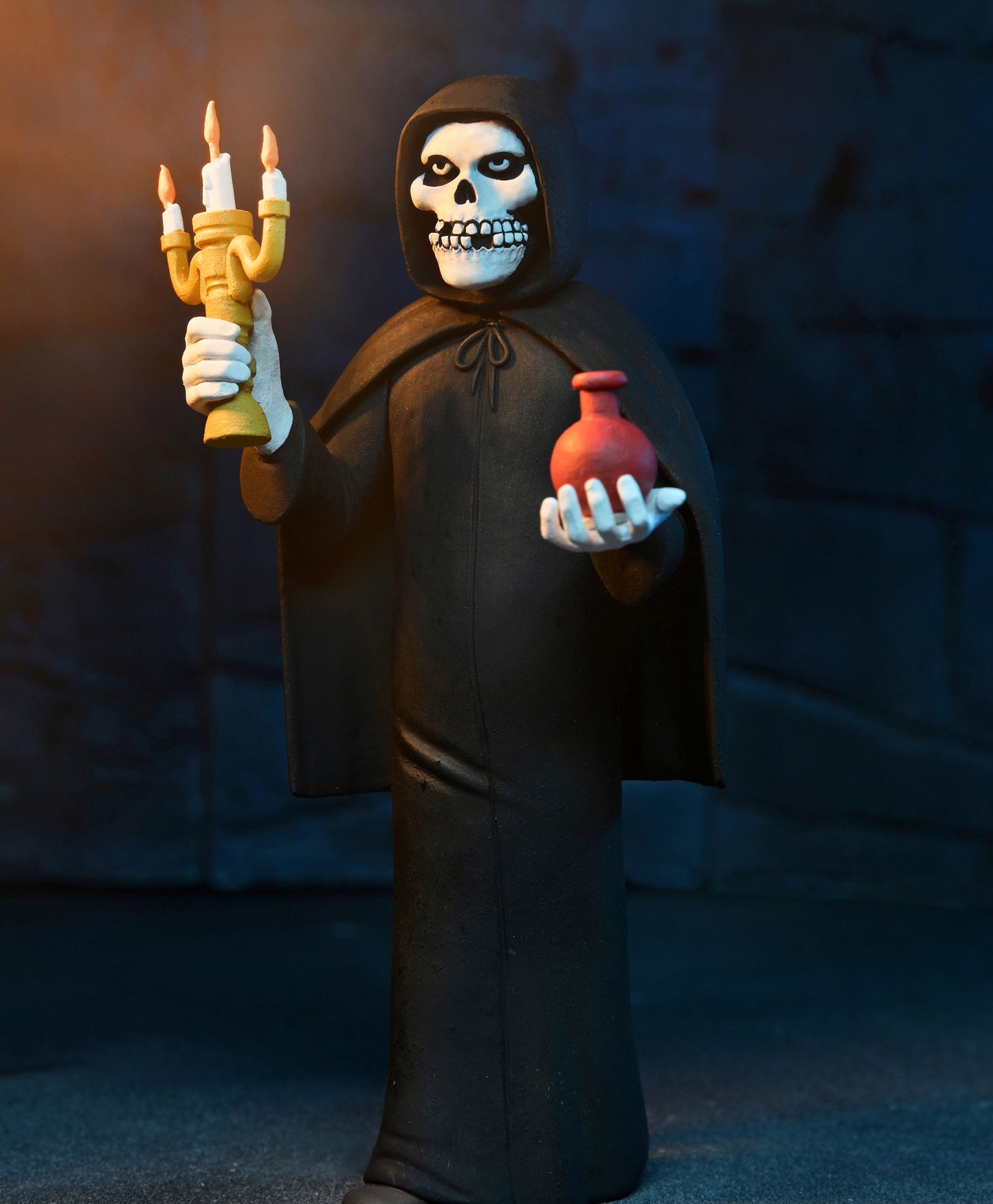 MISFITS THE FIEND (BLACK ROBE) TOONY TERRORS 6 INCH SCALE ACTION FIGURE