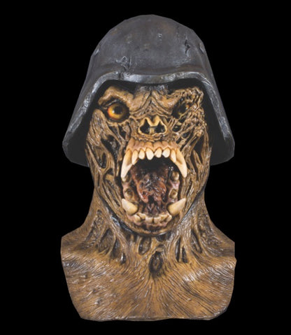 AN AMERICAN WEREWOLF IN LONDON WARMONGER MASK