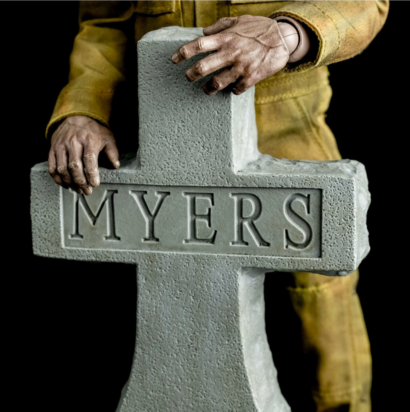 HALLOWEEN (2007 ROB ZOMBIE VERSION) MICHAEL MYERS 1:6 SCALE FIGURE