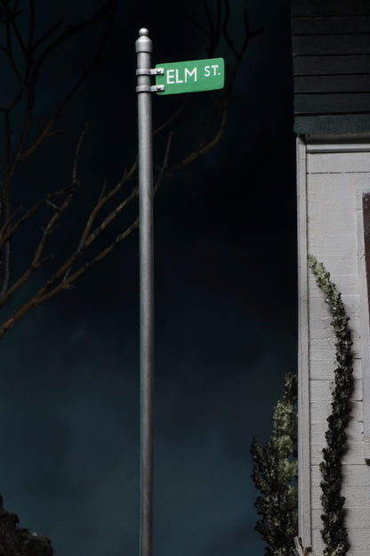 NIGHTMARE ON ELM STREET DELUXE ACCESSORY SET 7 INCH SCALE DIORAMA - FREDDY KRUEGER