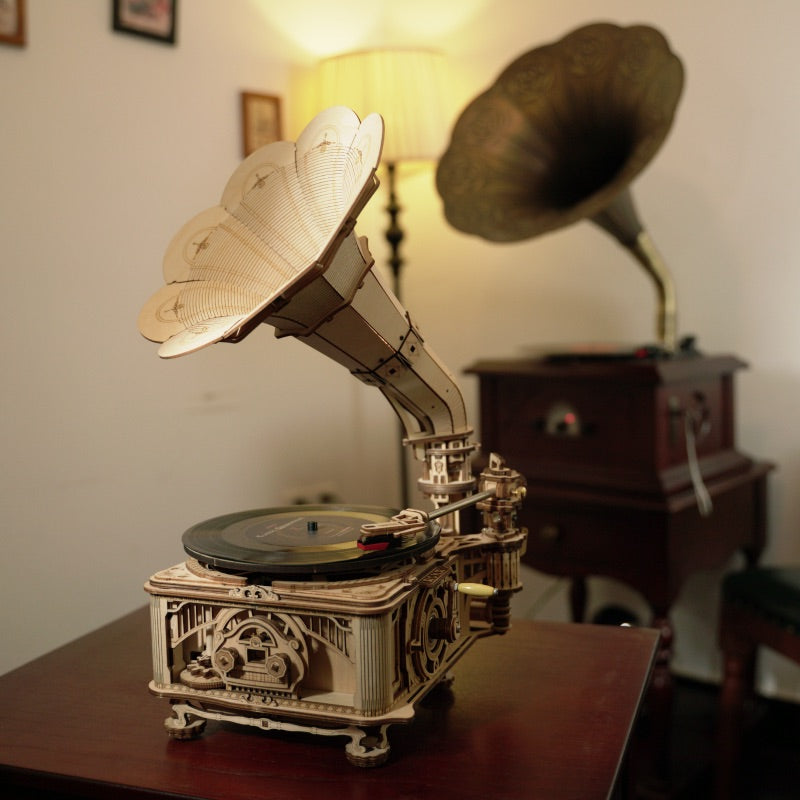 DIY Wooden Puzzle: Crank Classic Gramophone