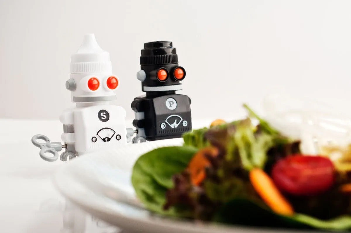 Salt & Pepper 'Bots